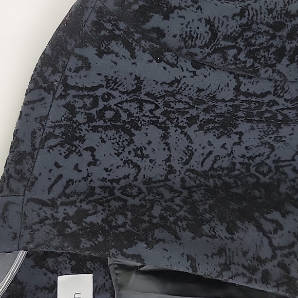 NWT. Calvin Klein velour open front patterned open front blazer size 12 - Picture 3 of 11